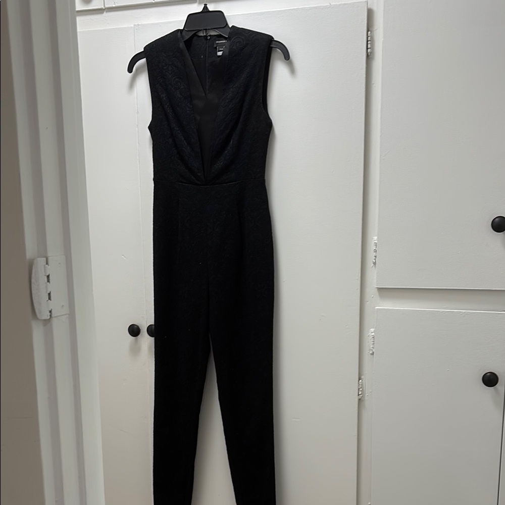 Chic Black Sleeveless Jumpsuit